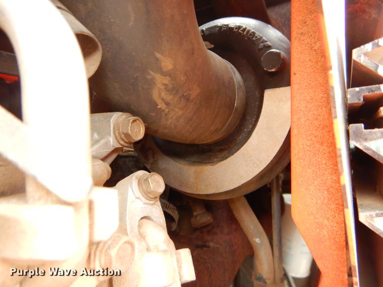 image for item EJ9895 Kubota M110 tractor