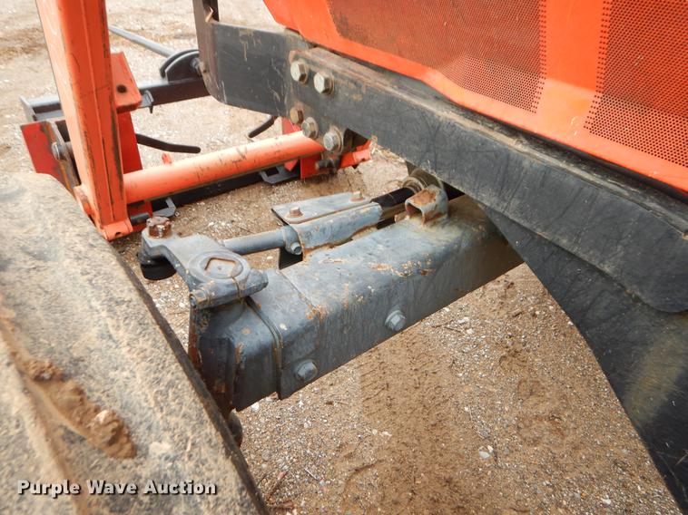 image for item EJ9895 Kubota M110 tractor