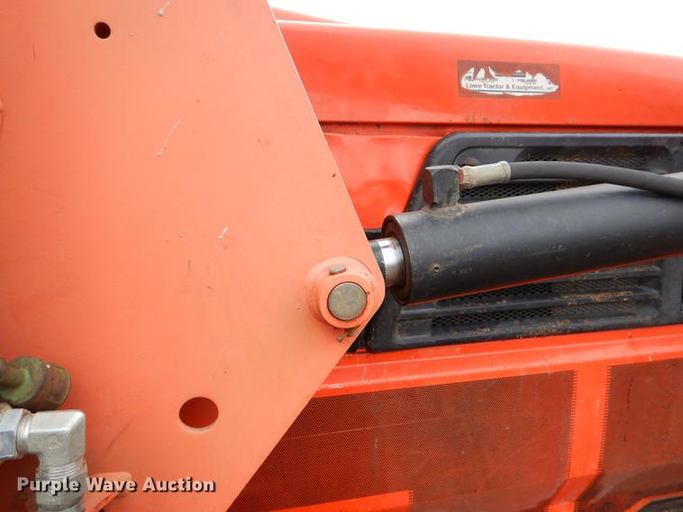 image for item EJ9895 Kubota M110 tractor