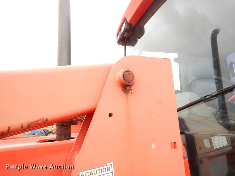 image for item EJ9895 Kubota M110 tractor