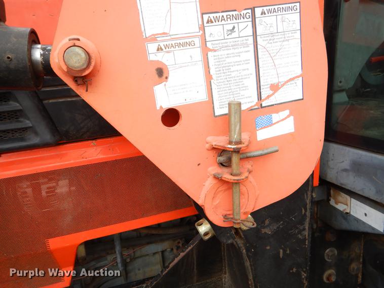 image for item EJ9895 Kubota M110 tractor