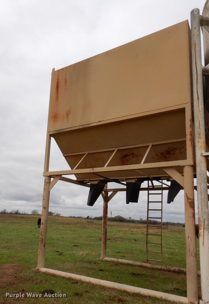 image for item EJ9898 Overhead steel grain bin