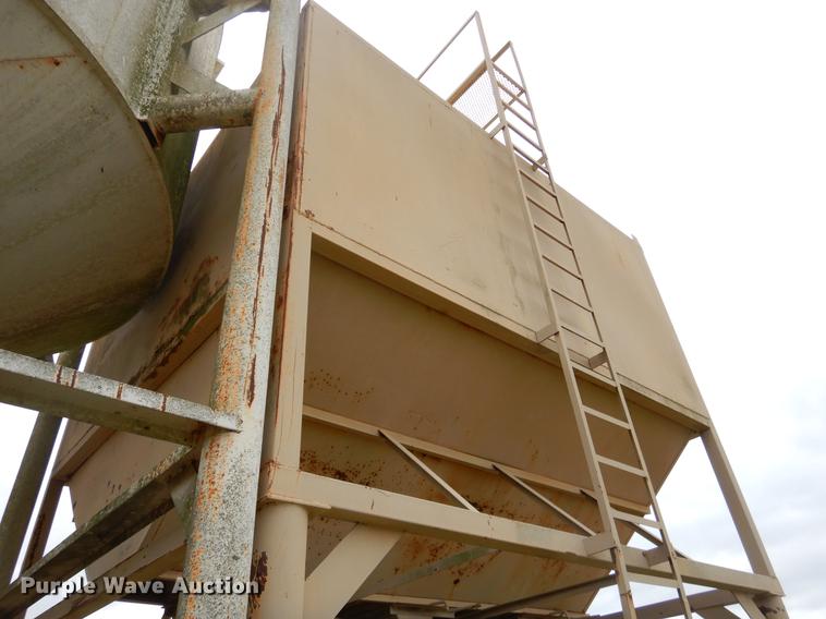 image for item EJ9898 Overhead steel grain bin