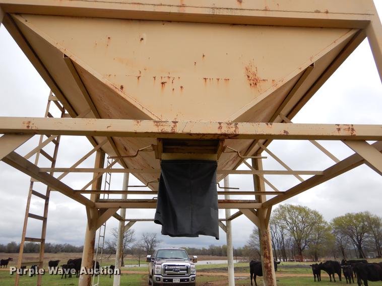 image for item EJ9898 Overhead steel grain bin