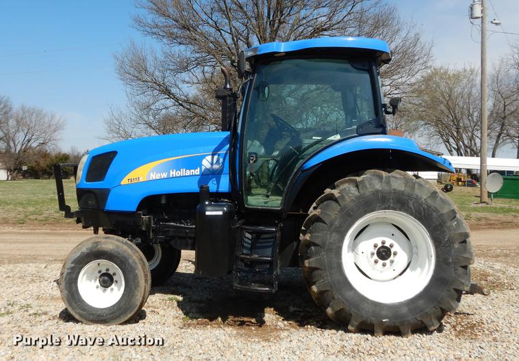 image for item EN9194 2006 New Holland TS115A tractor
