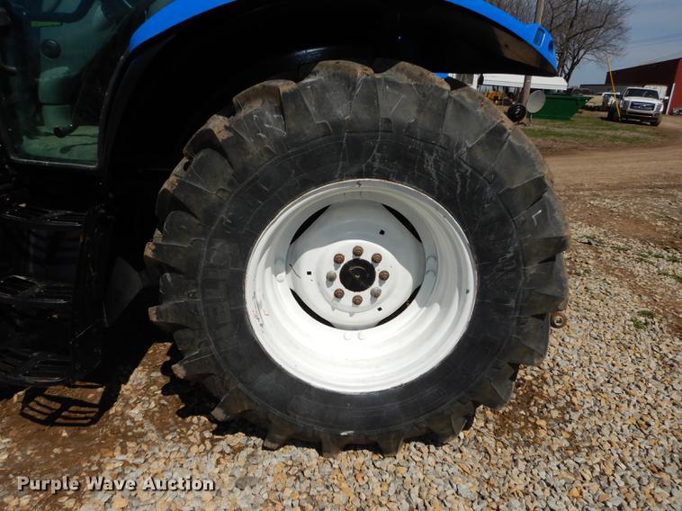 image for item EN9194 2006 New Holland TS115A tractor