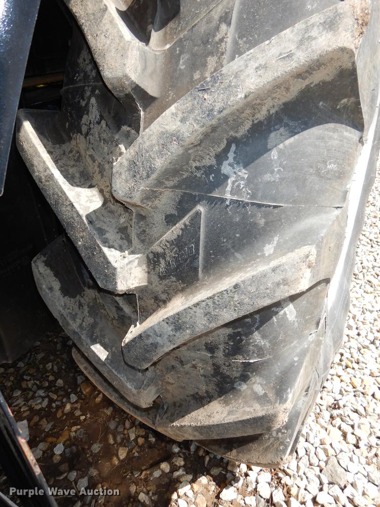 image for item EN9194 2006 New Holland TS115A tractor