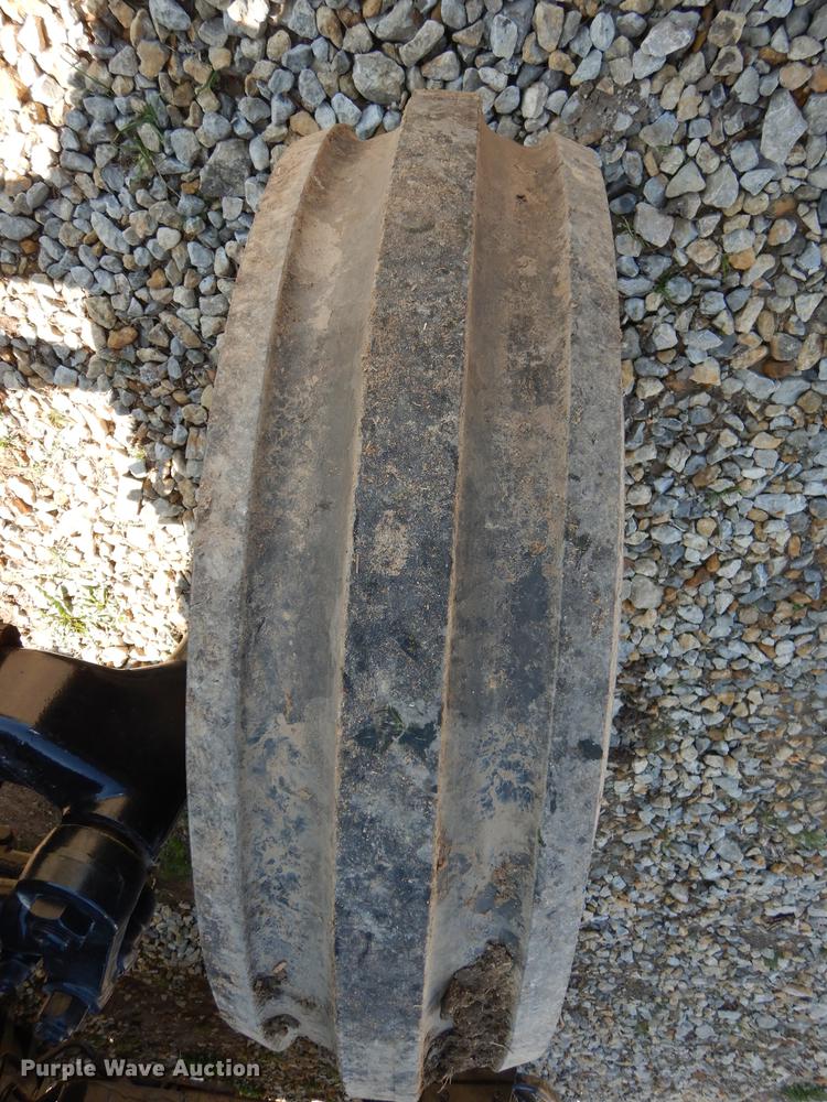 image for item EN9194 2006 New Holland TS115A tractor