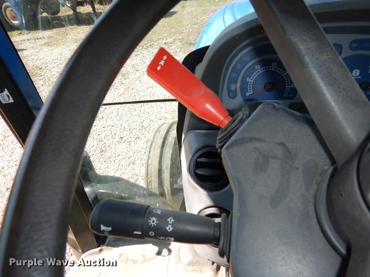 image for item EN9194 2006 New Holland TS115A tractor