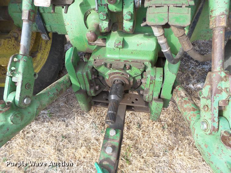 image for item EN9536 1979 John Deere 4440 tractor