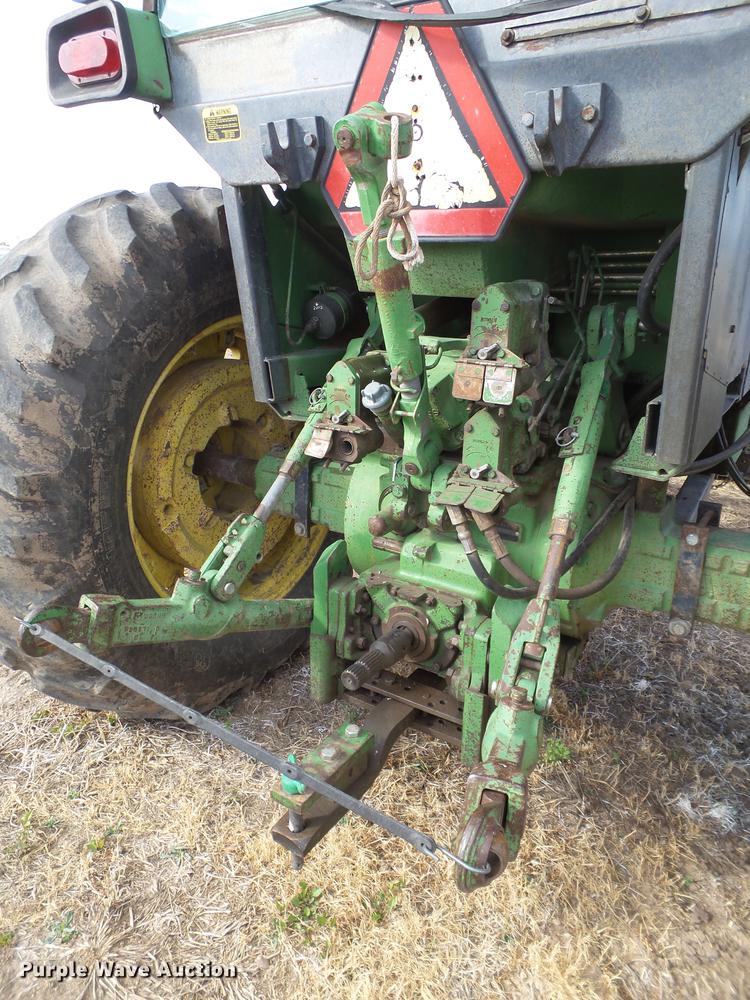 image for item EN9536 1979 John Deere 4440 tractor