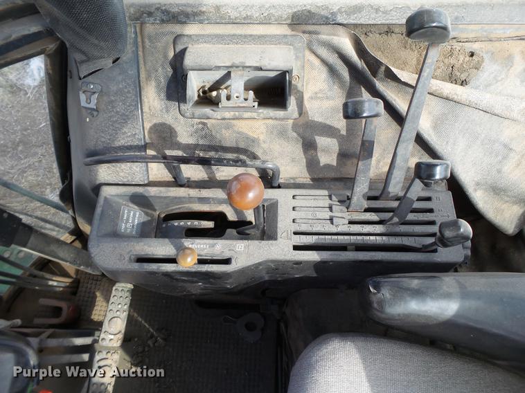 image for item EN9536 1979 John Deere 4440 tractor