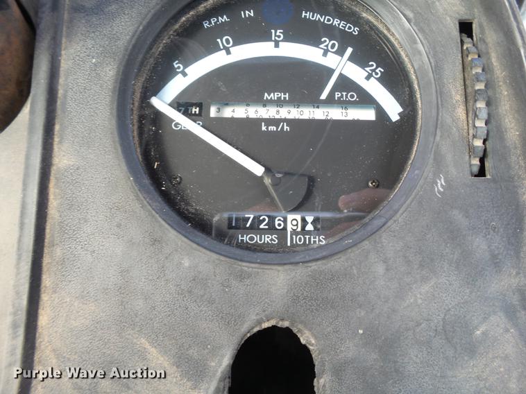 image for item EN9536 1979 John Deere 4440 tractor