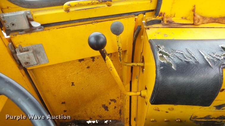 image for item EX9051 1980 John Deere 544B wheel loader