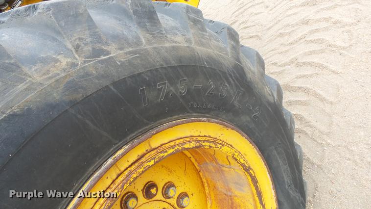 image for item EX9051 1980 John Deere 544B wheel loader