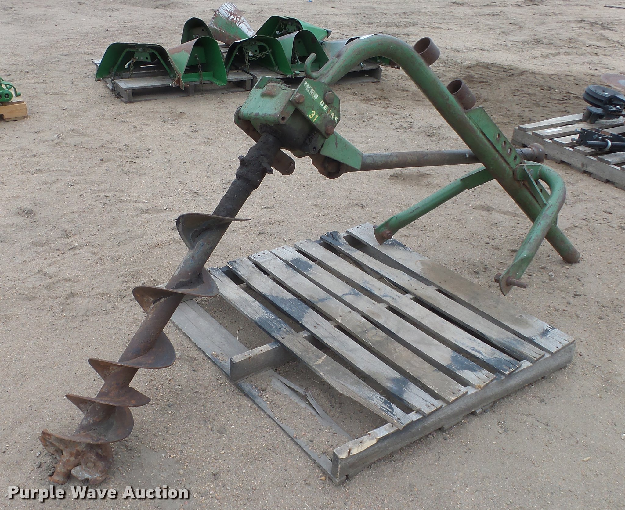 John Deere post hole auger in Kinsley, KS Item EX9056 sold Purple Wave