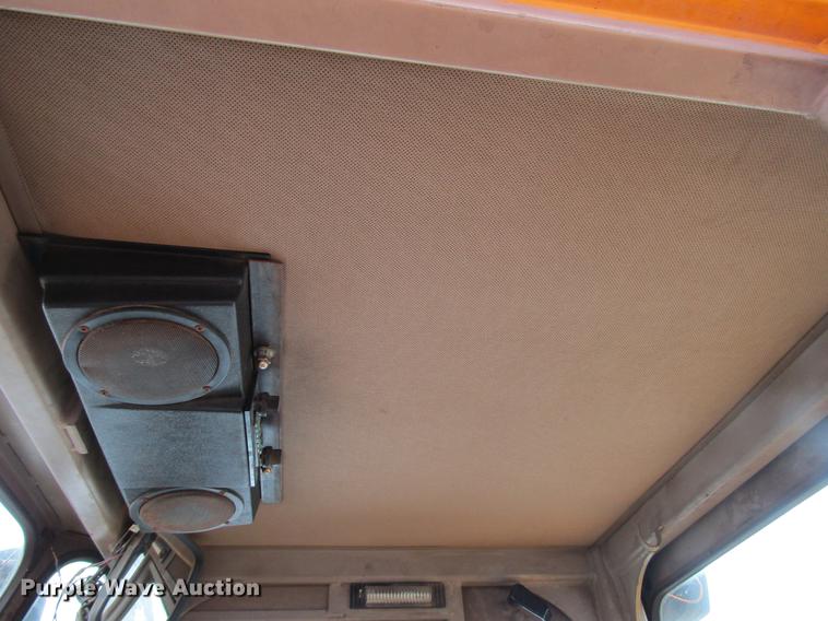 image for item DW9506 1988 John Deere 544E wheel loader