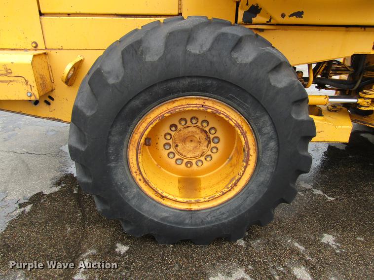 image for item DW9506 1988 John Deere 544E wheel loader