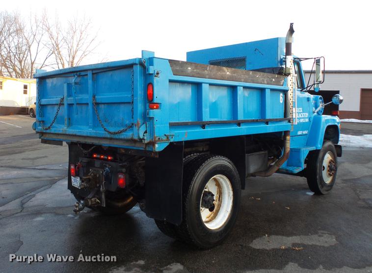 image for item DW9509 1986 Ford 8000 dump truck