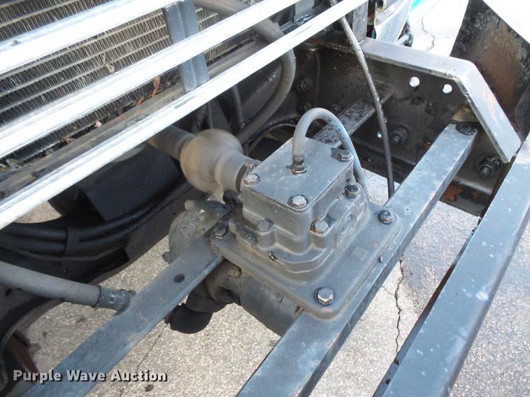 image for item DW9509 1986 Ford 8000 dump truck