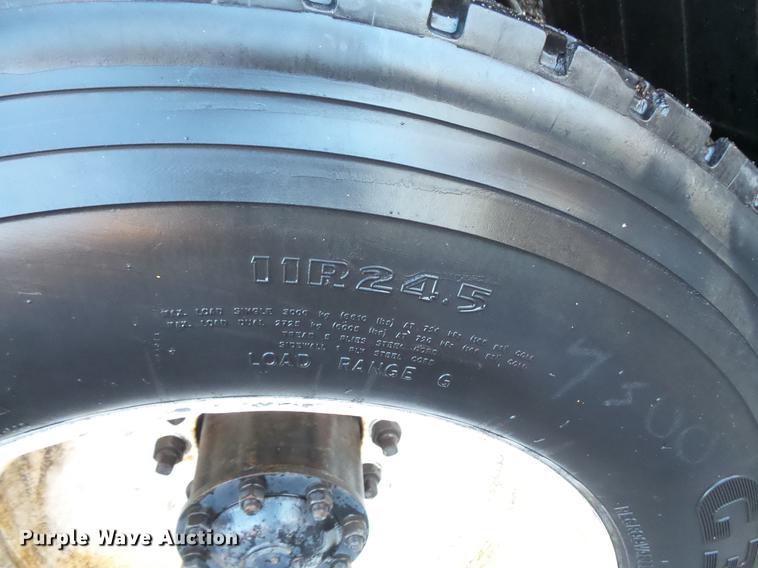 image for item DW9509 1986 Ford 8000 dump truck