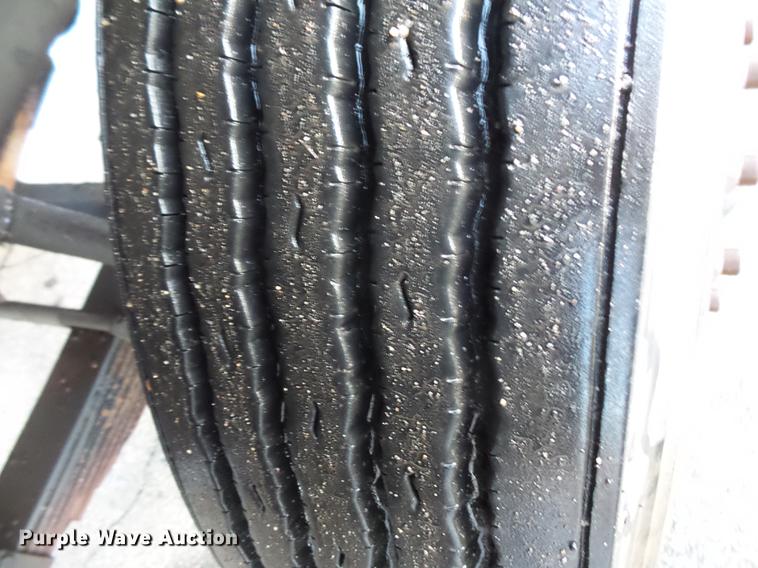 image for item DW9509 1986 Ford 8000 dump truck