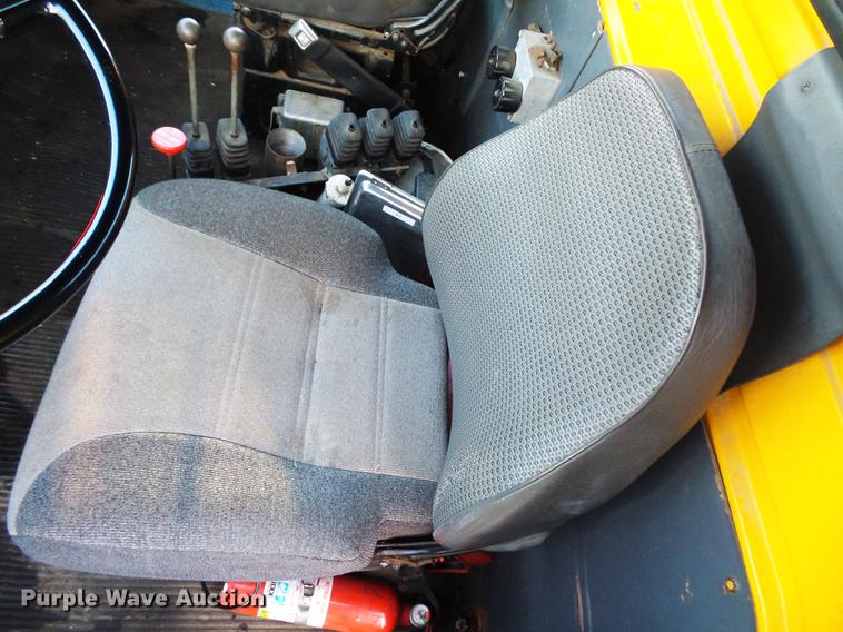 image for item DW9511 1986 Ford 8000 dump truck