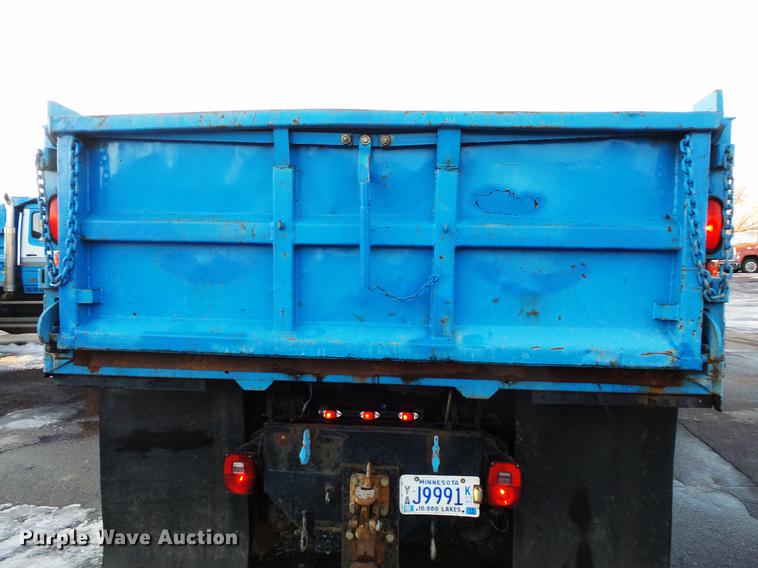 image for item DW9511 1986 Ford 8000 dump truck