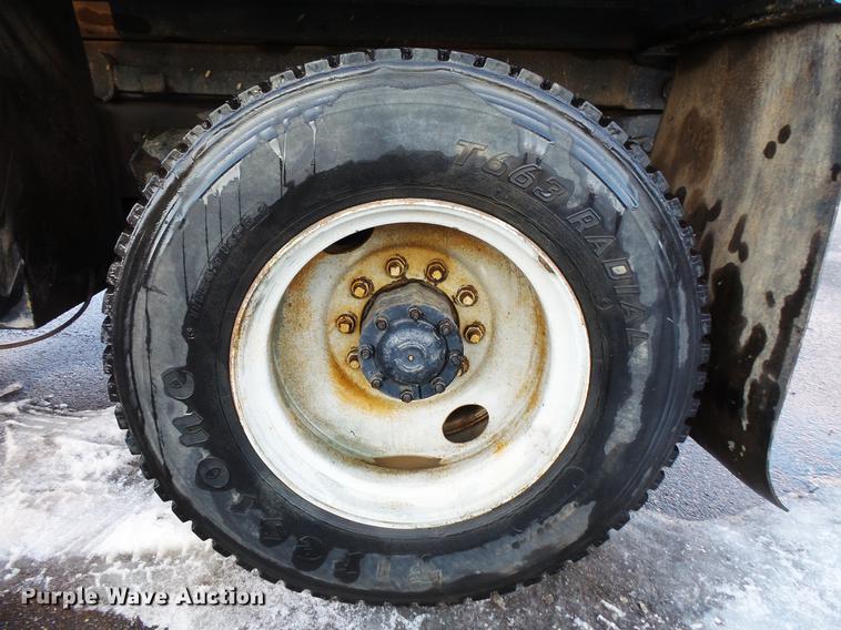 image for item DW9511 1986 Ford 8000 dump truck