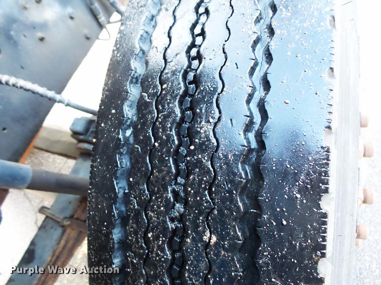 image for item DW9511 1986 Ford 8000 dump truck