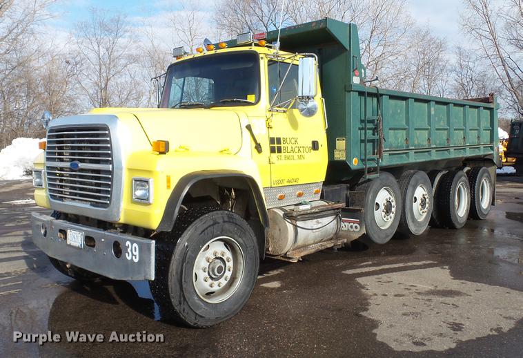 image for item DW9512 1997 Ford L9000 dump truck