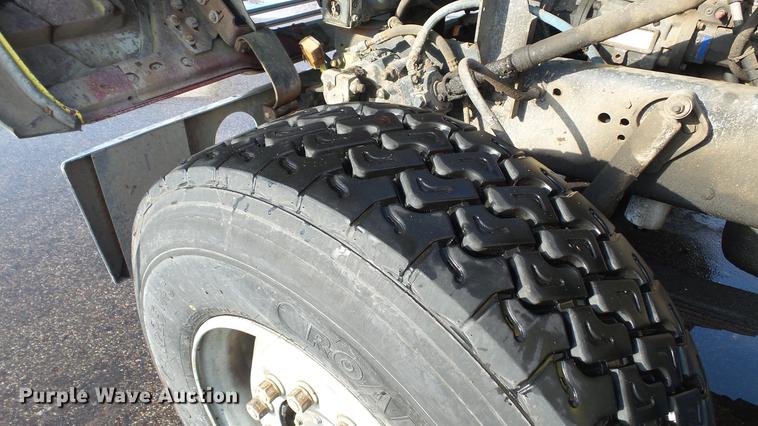 image for item DW9512 1997 Ford L9000 dump truck