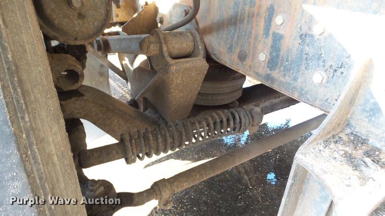 image for item DW9512 1997 Ford L9000 dump truck