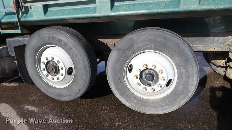 image for item DW9512 1997 Ford L9000 dump truck