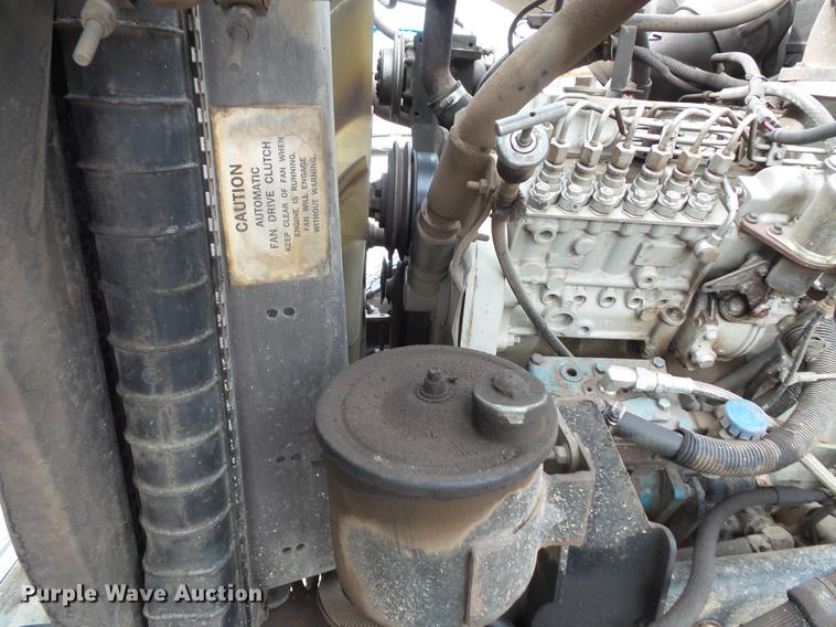 image for item DW9515 1993 Ford LT8000 dump truck