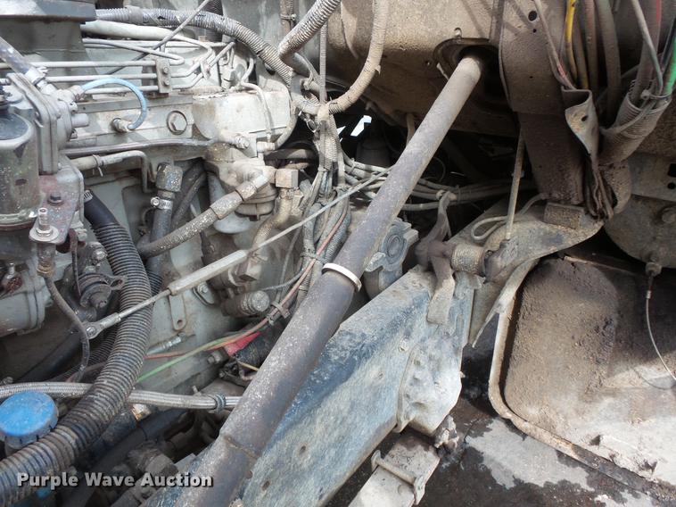 image for item DW9515 1993 Ford LT8000 dump truck