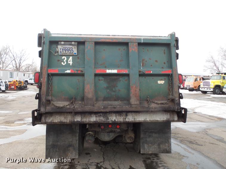 image for item DW9515 1993 Ford LT8000 dump truck