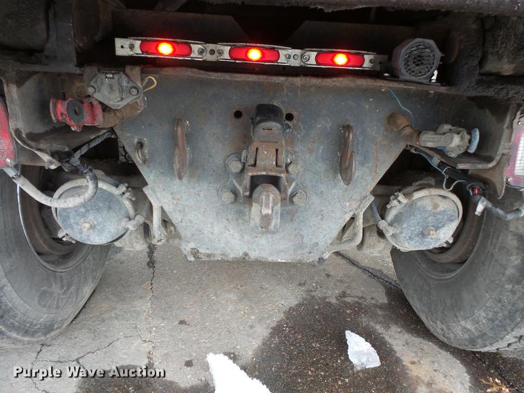 image for item DW9517 1997 Ford LT8000 dump truck