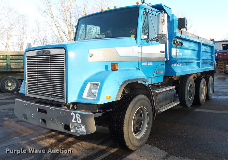 image for item DW9519 1987 Freightliner FLC112 dump truck