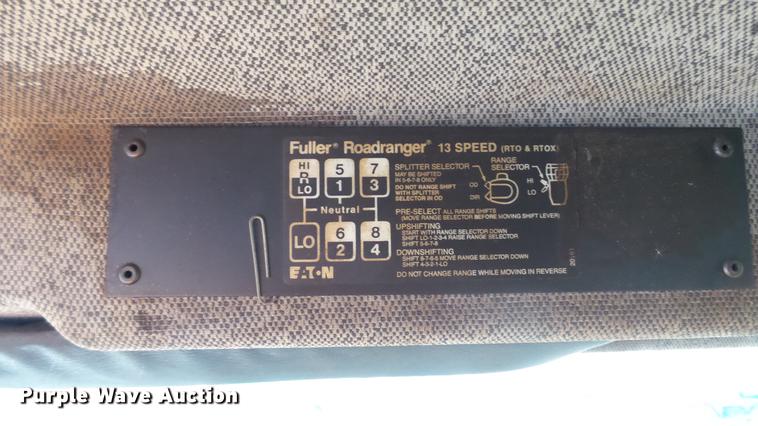 image for item DW9519 1987 Freightliner FLC112 dump truck