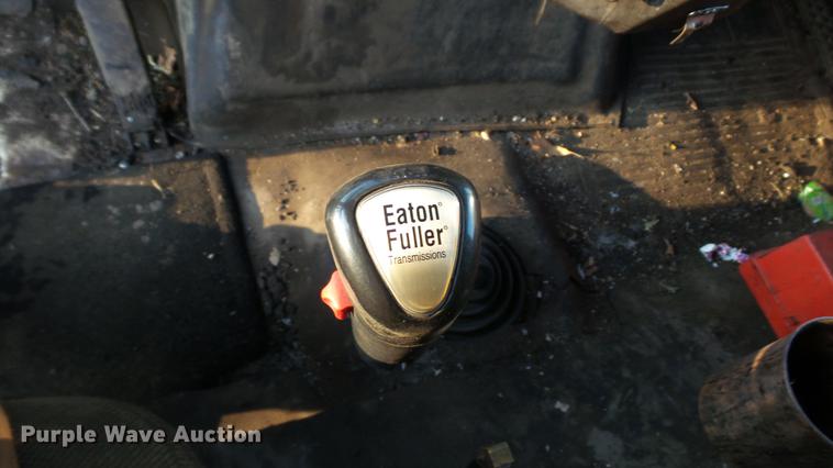 image for item DW9519 1987 Freightliner FLC112 dump truck