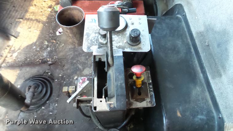 image for item DW9519 1987 Freightliner FLC112 dump truck