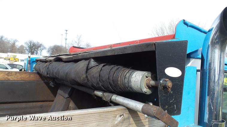 image for item DW9519 1987 Freightliner FLC112 dump truck