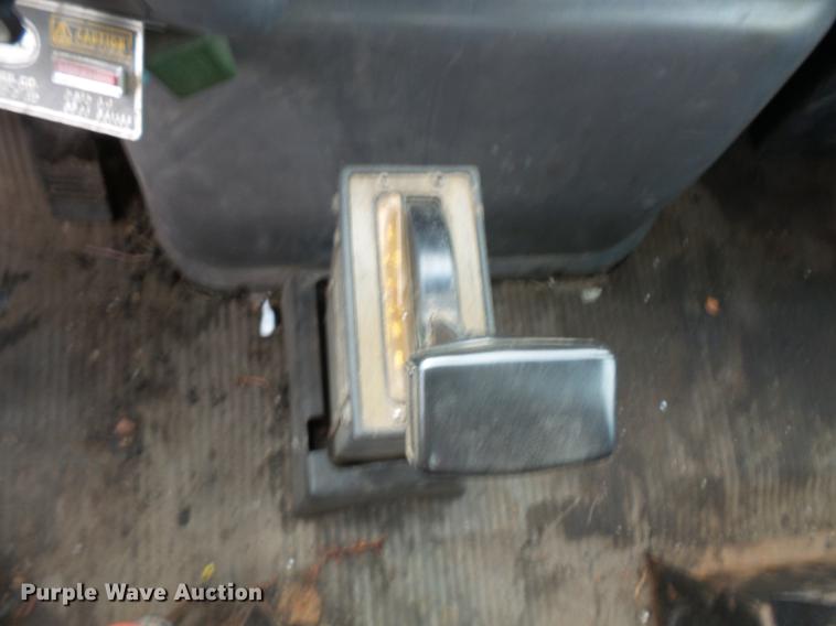 image for item DW9520 1991 Ford LN8000 dump truck