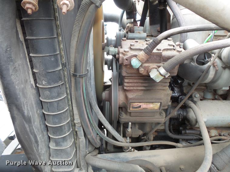 image for item DW9520 1991 Ford LN8000 dump truck