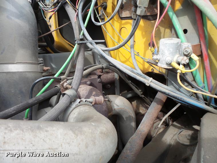 image for item DW9520 1991 Ford LN8000 dump truck