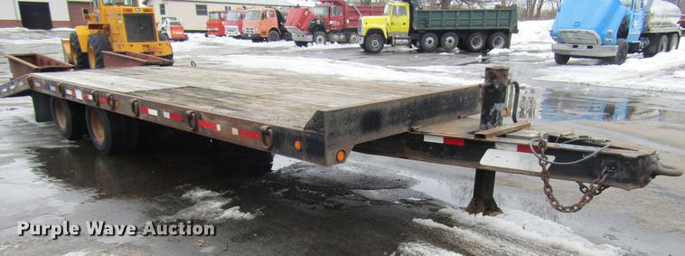 image for item DW9521 1997 Towmaster OT-20LP equipment trailer