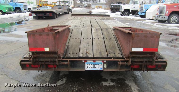 image for item DW9521 1997 Towmaster OT-20LP equipment trailer