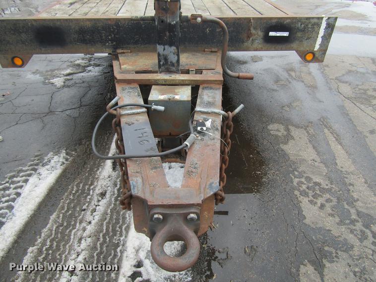 image for item DW9521 1997 Towmaster OT-20LP equipment trailer