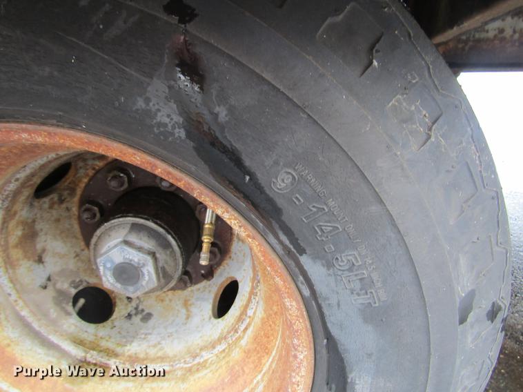 image for item DW9521 1997 Towmaster OT-20LP equipment trailer